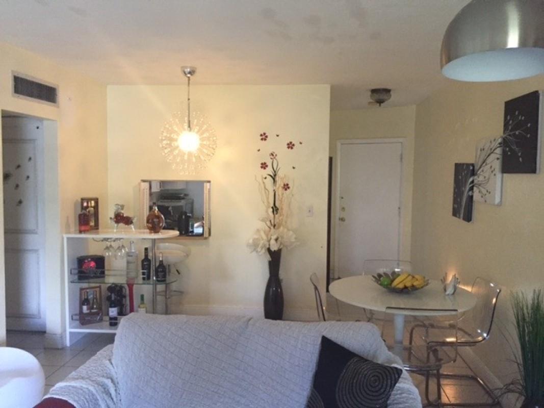 Sky Lake Gardens Condo 02 - Residential Lease