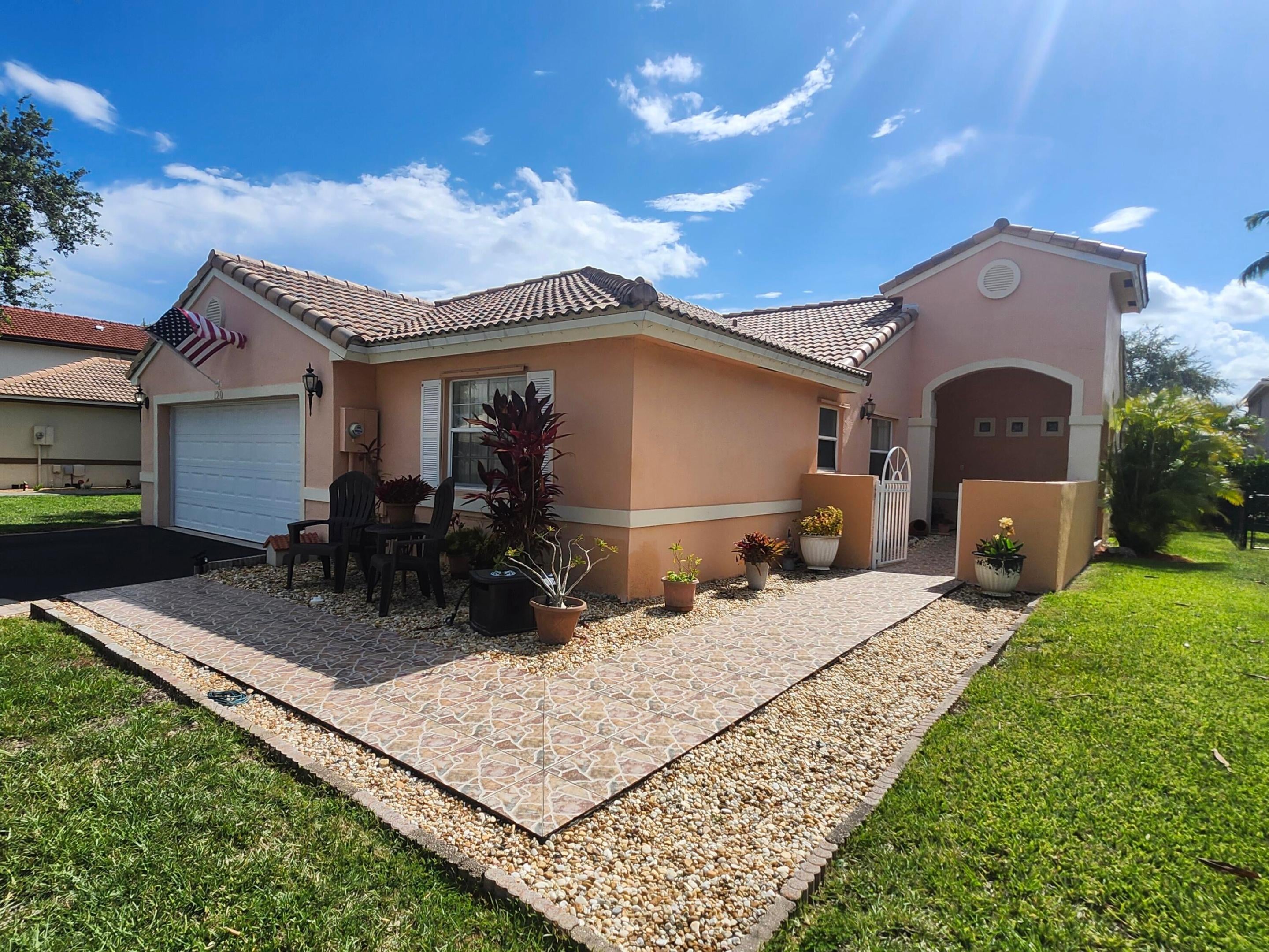120 NW 189th Avenue NW, Pembroke Pines FL 33029