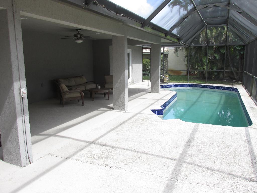 DELAIRE COUNTRY CLUB - Residential Lease