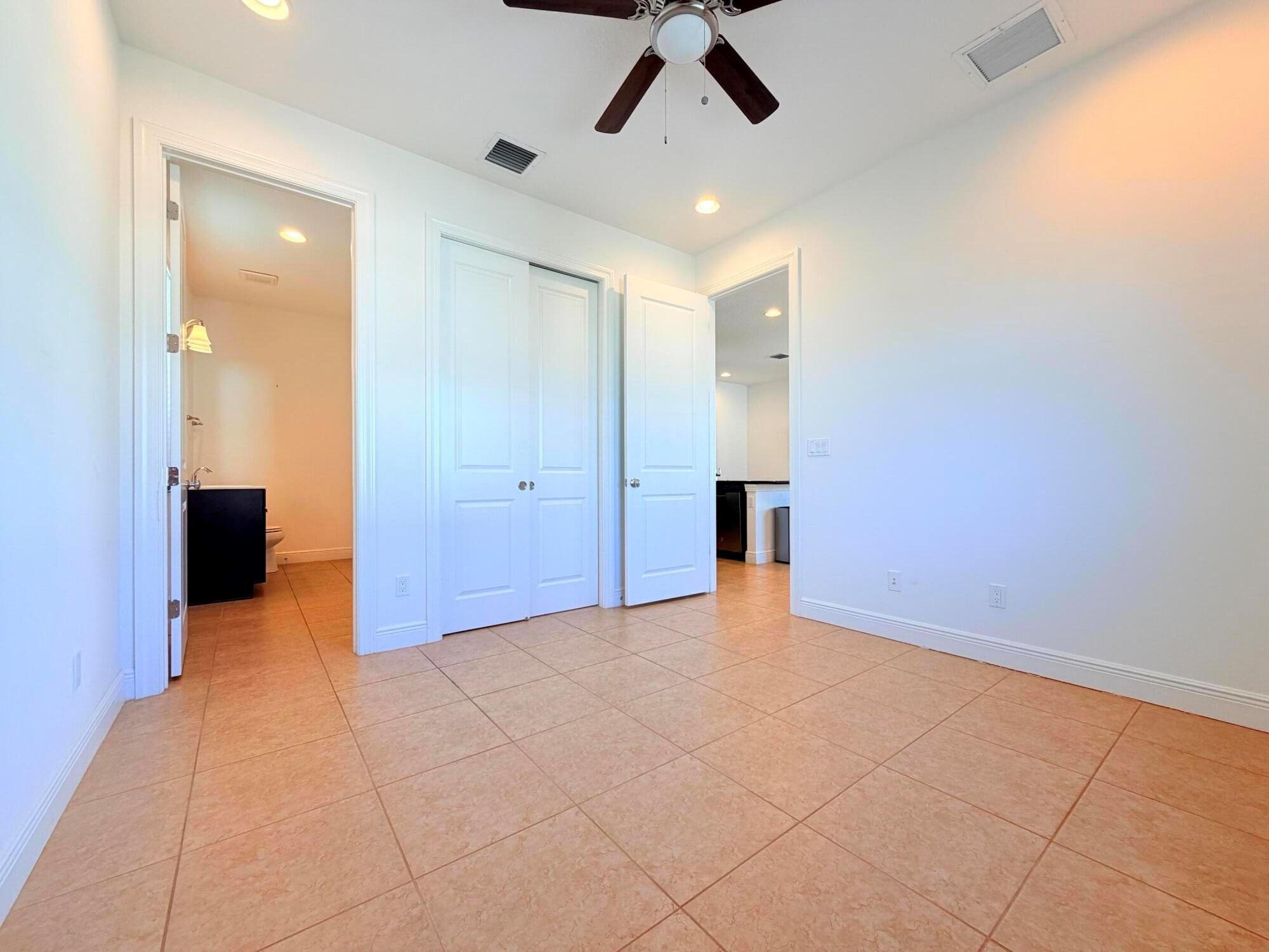 ALTON - Residential Lease