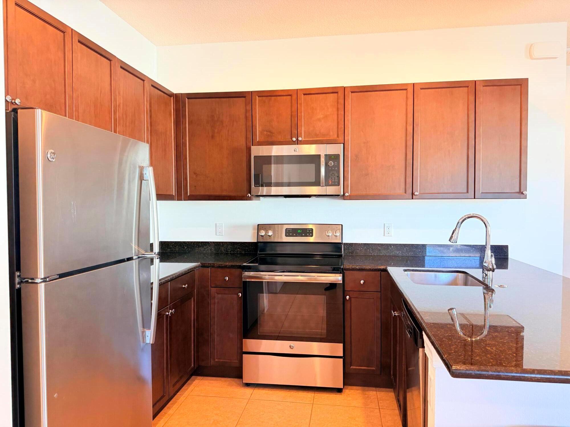 ALTON - Residential Lease