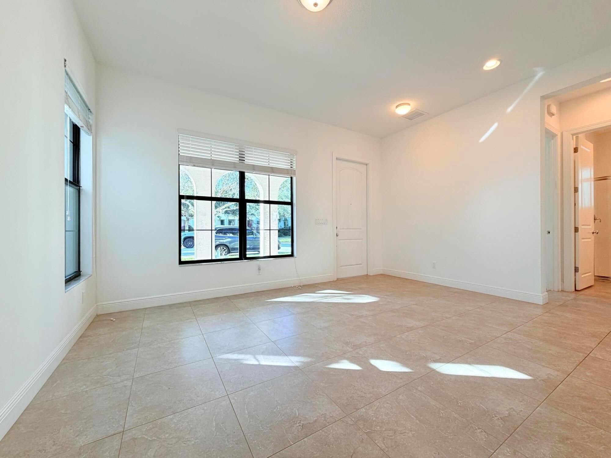 ALTON - Residential Lease