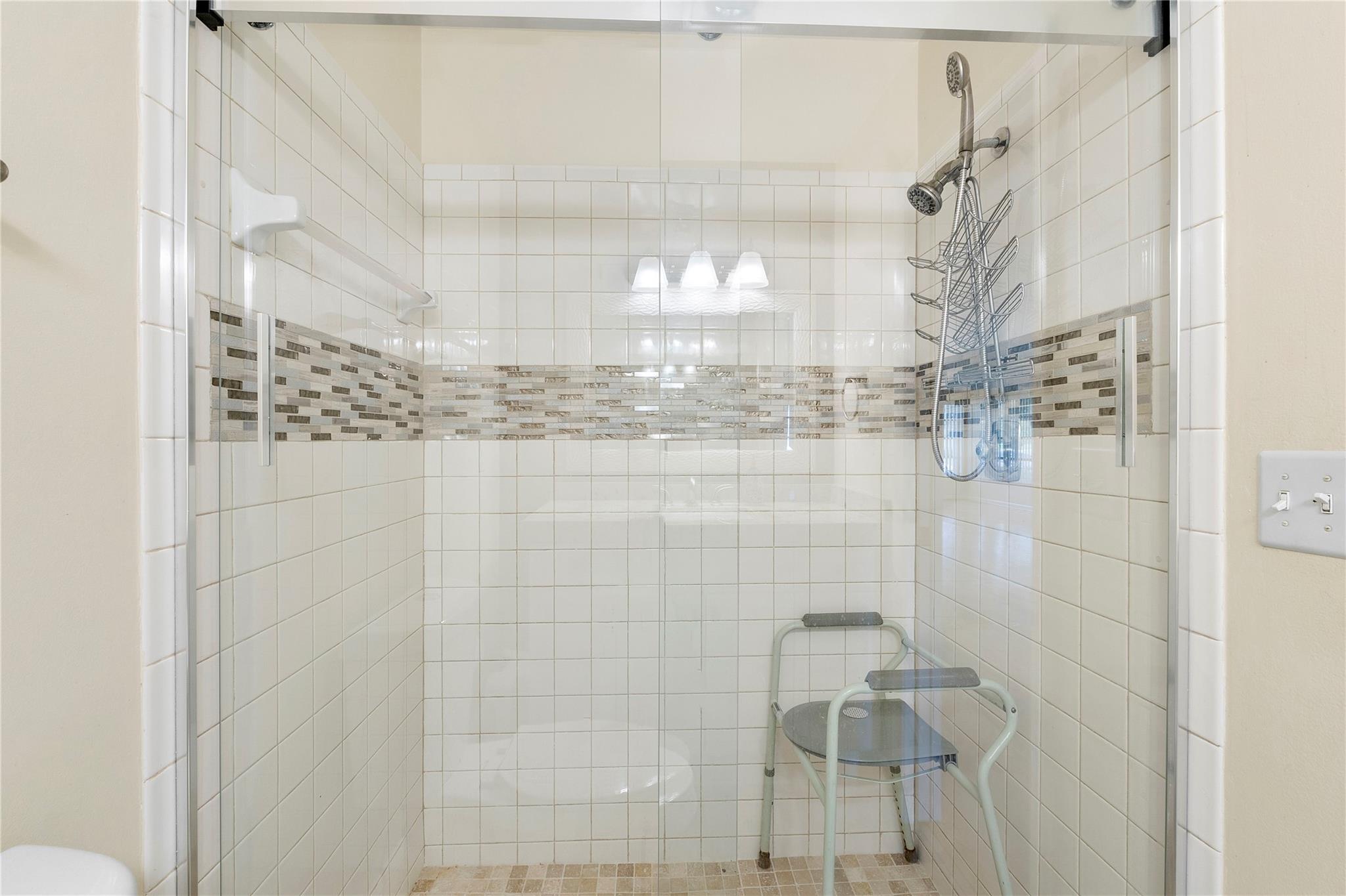 14316 Canalview Dr D, Delray Beach, FL, 33484/$180,000 3 14316 Canalview Dr D