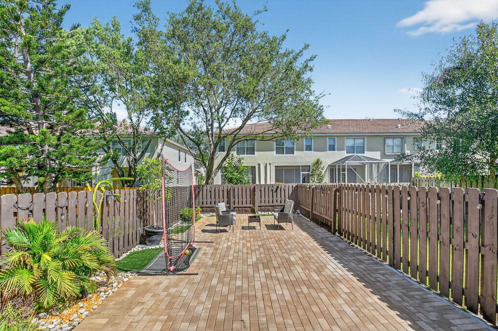 Photo of 9663 Lago Drive, Boynton Beach, FL 33472 (MLS # R11118926)