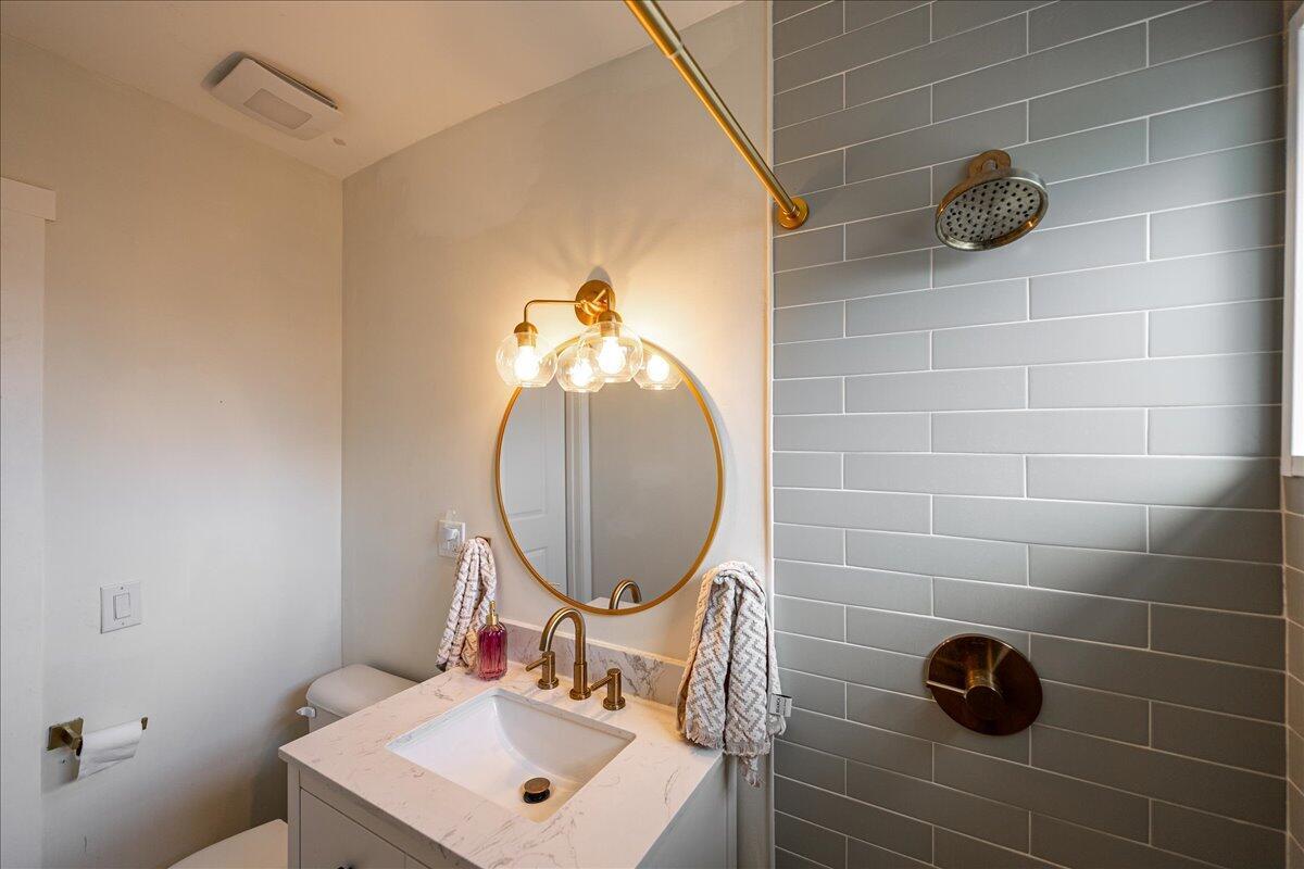 VERO SHORES UNIT 1 - Residential