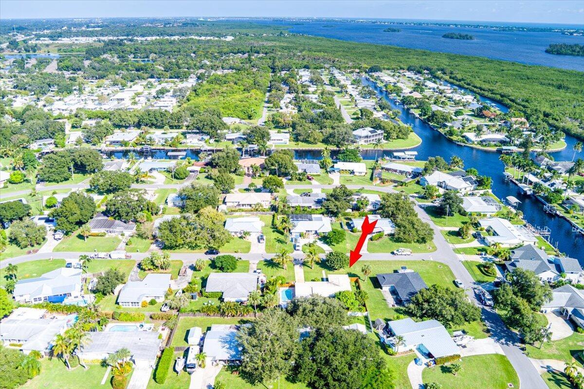 VERO SHORES UNIT 1 - Residential