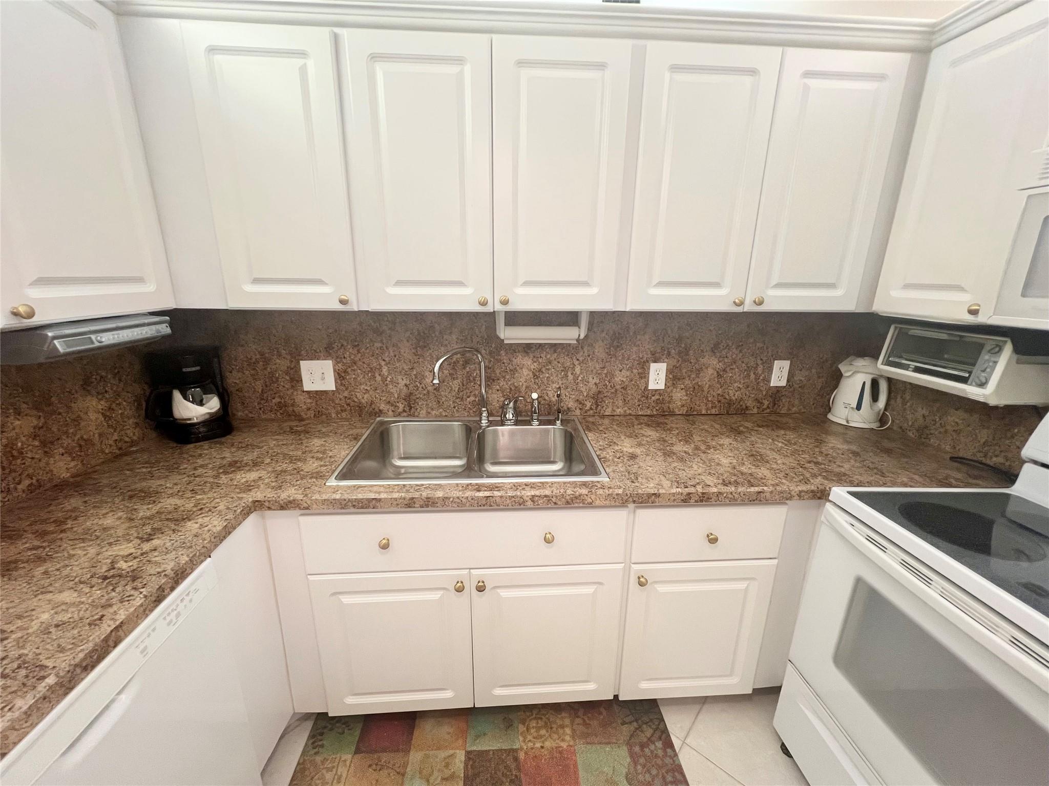 Century Village East - Residential