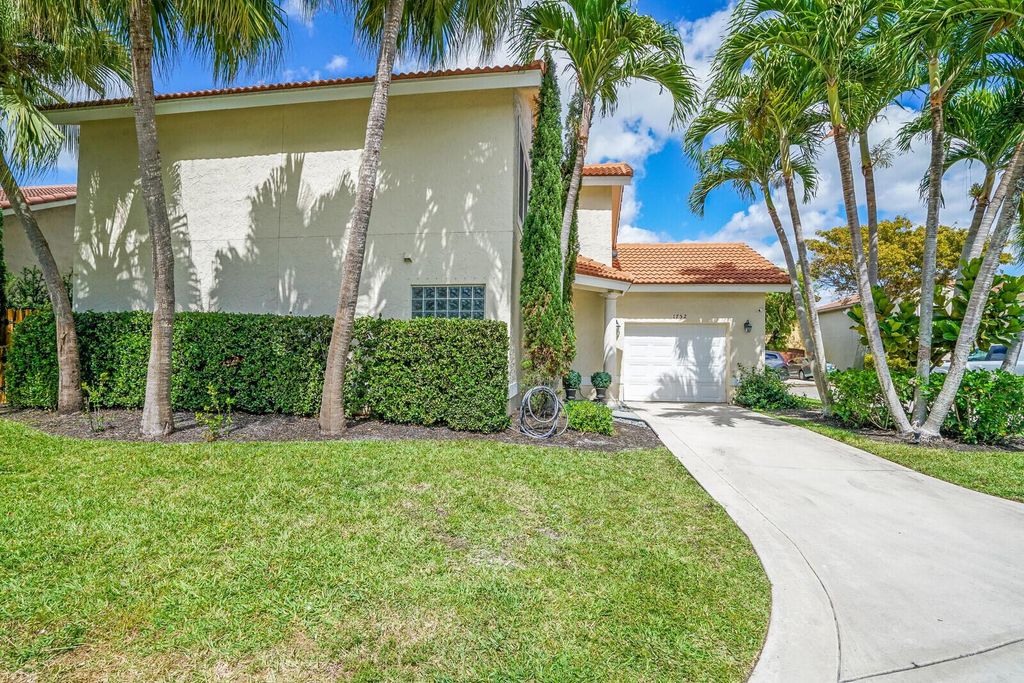 Photo of 1752 Harborside Circle, Wellington, FL 33414 (MLS # R11009487)
