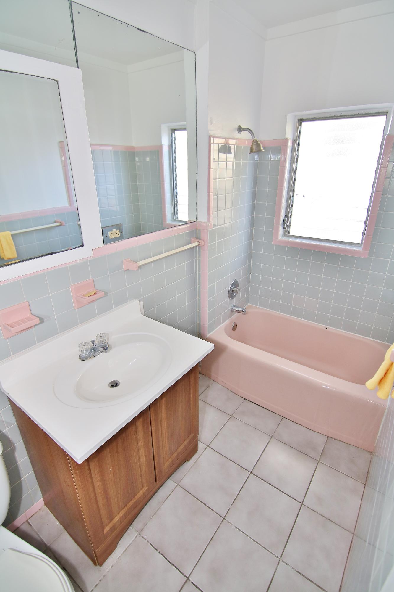 LAKE WORTH TOWN OF - Residential Lease