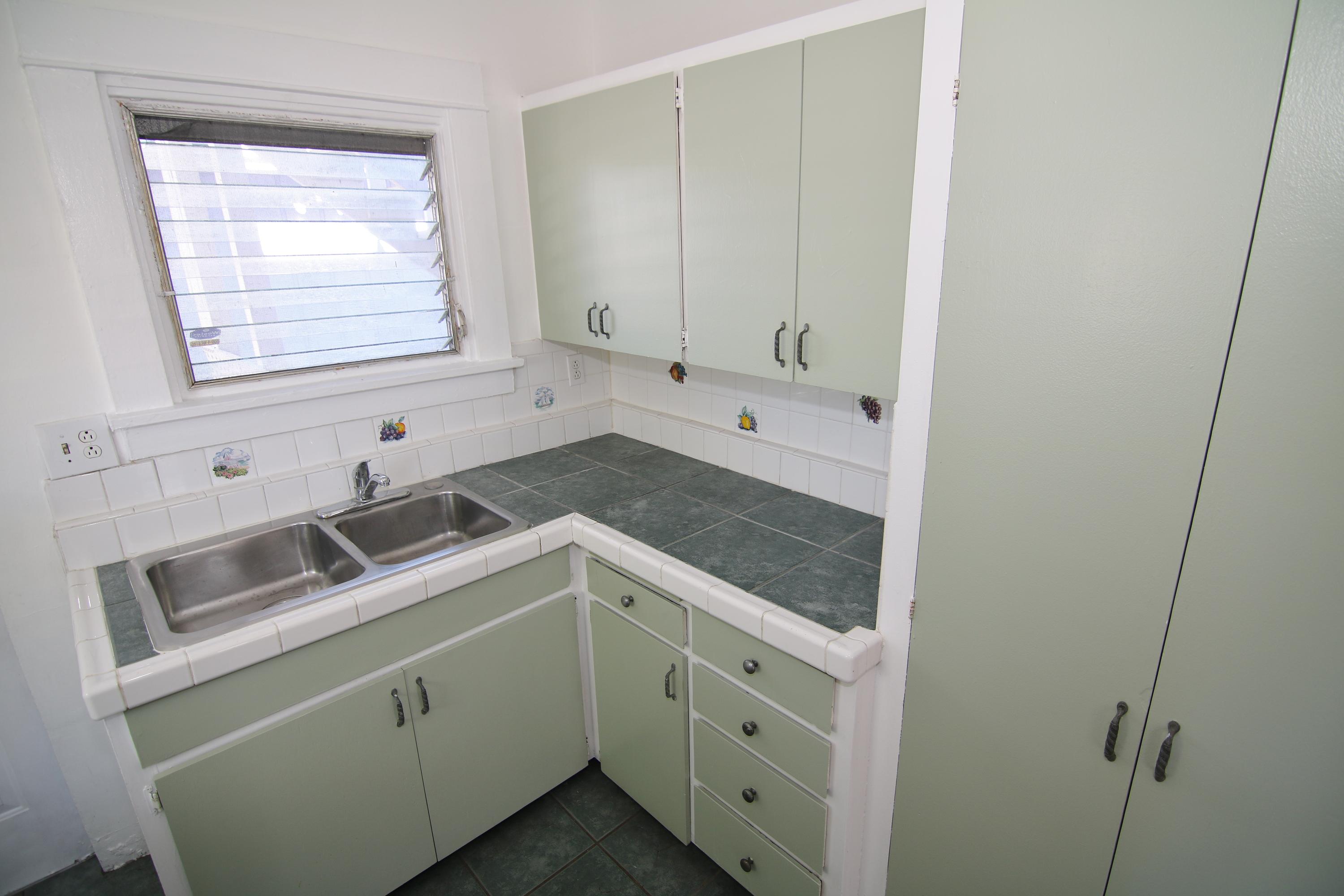 LAKE WORTH TOWN OF - Residential Lease