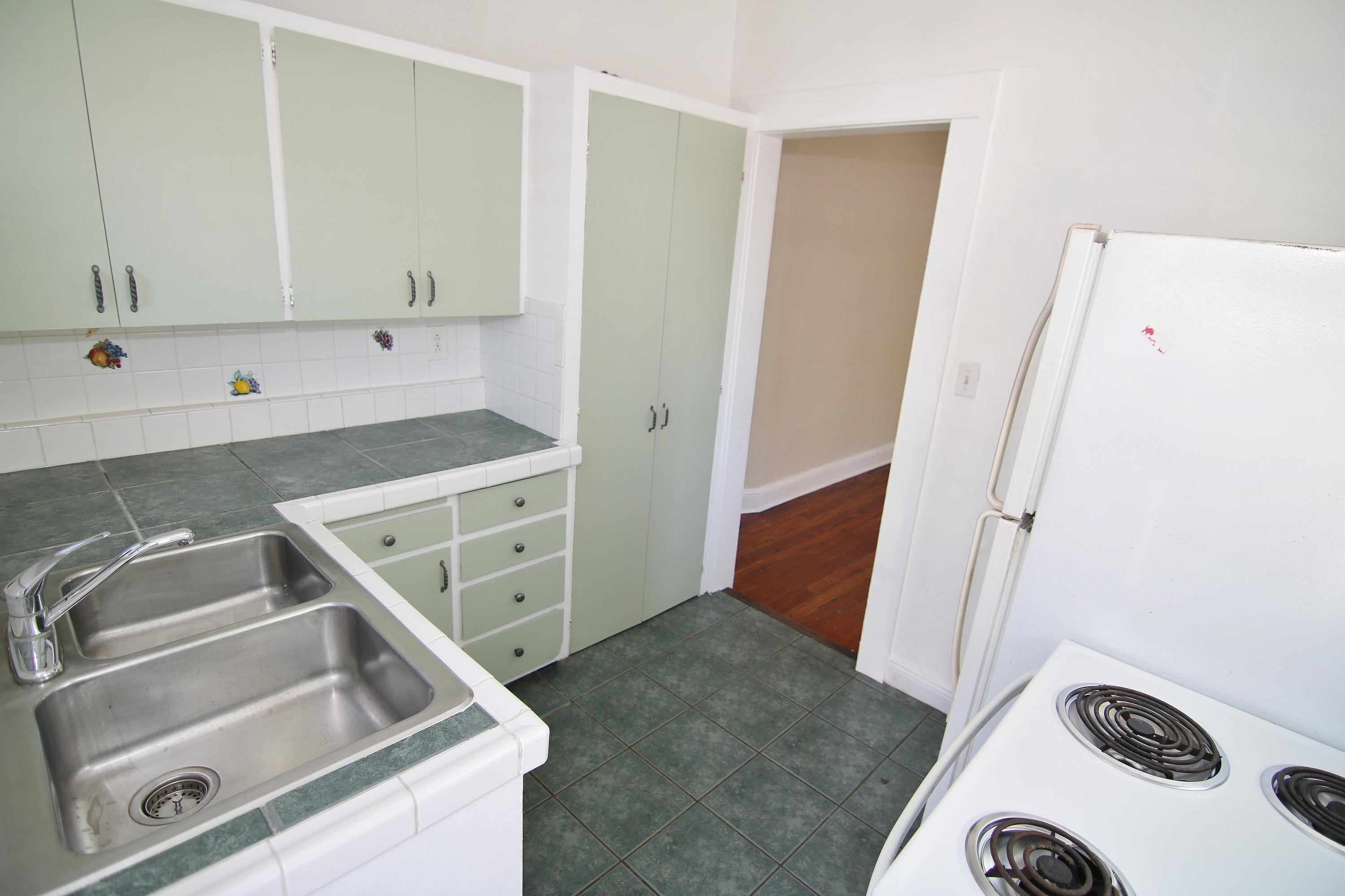 LAKE WORTH TOWN OF - Residential Lease