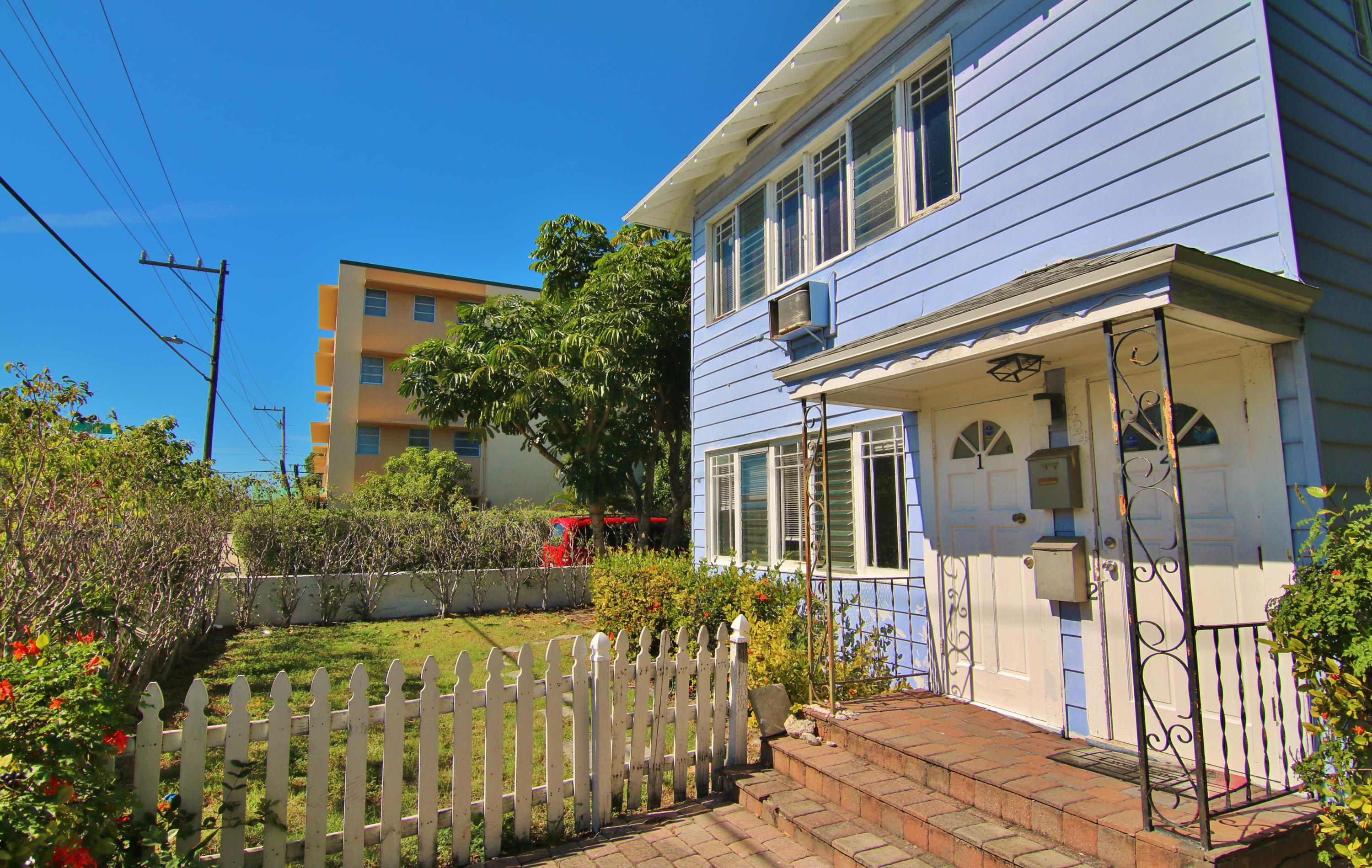 LAKE WORTH TOWN OF - Residential Lease