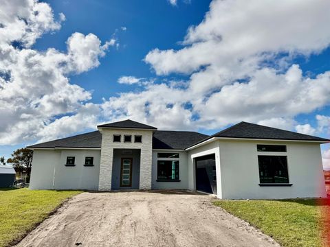 A home in Okeechobee