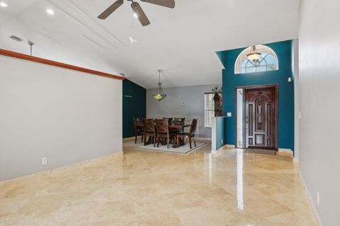 Single Family Residence in Boynton Beach FL 5661 Descartes Circle Cir 5.jpg