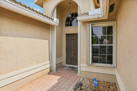 Single Family Residence in Boynton Beach FL 5661 Descartes Circle Cir 3.jpg