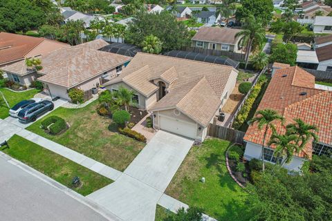 Single Family Residence in Boynton Beach FL 5661 Descartes Circle Cir 44.jpg