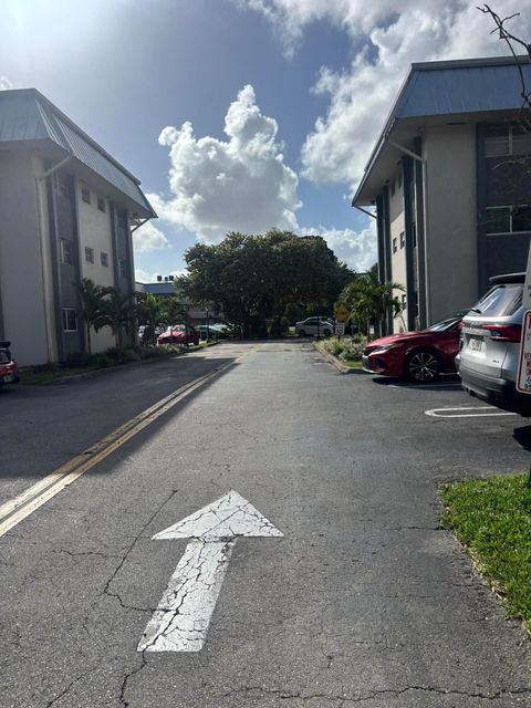 Tiny photo for 2980 Riverside Drive #323-3, Coral Springs, FL 33065 (MLS # R11169915)
