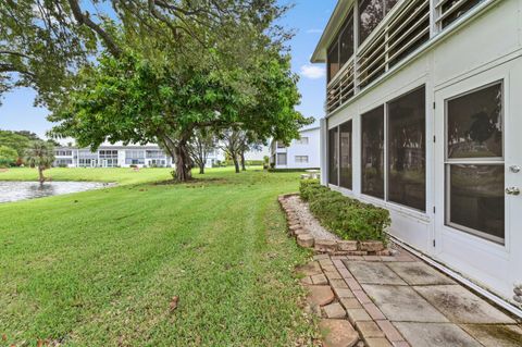 A home in Deerfield Beach