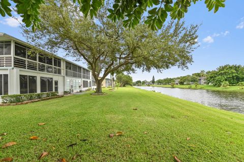 A home in Deerfield Beach