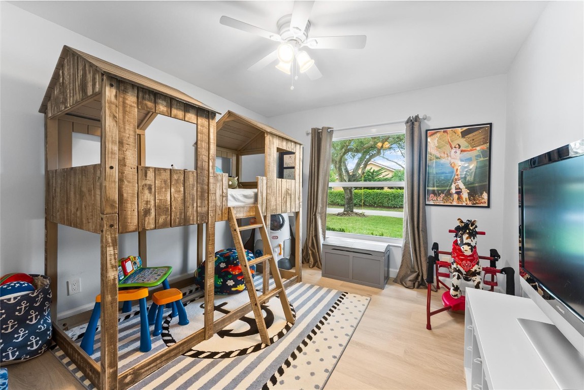 North Spgs 132-38 B - Residential