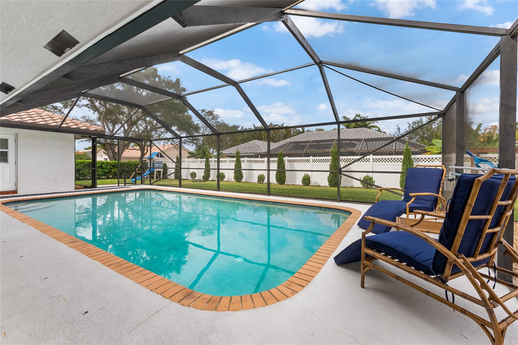 North Spgs 132-38 B - Residential