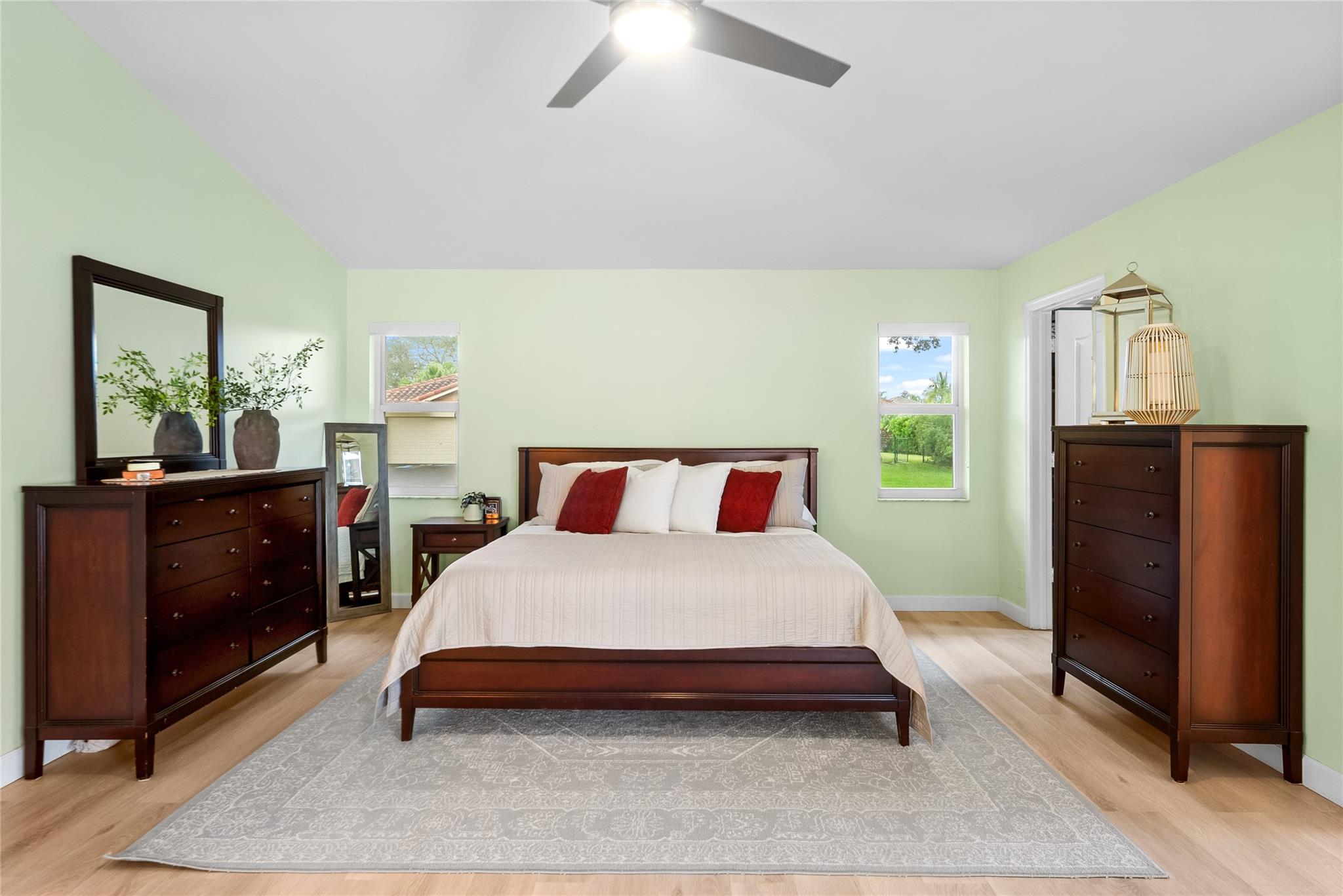 North Spgs 132-38 B - Residential