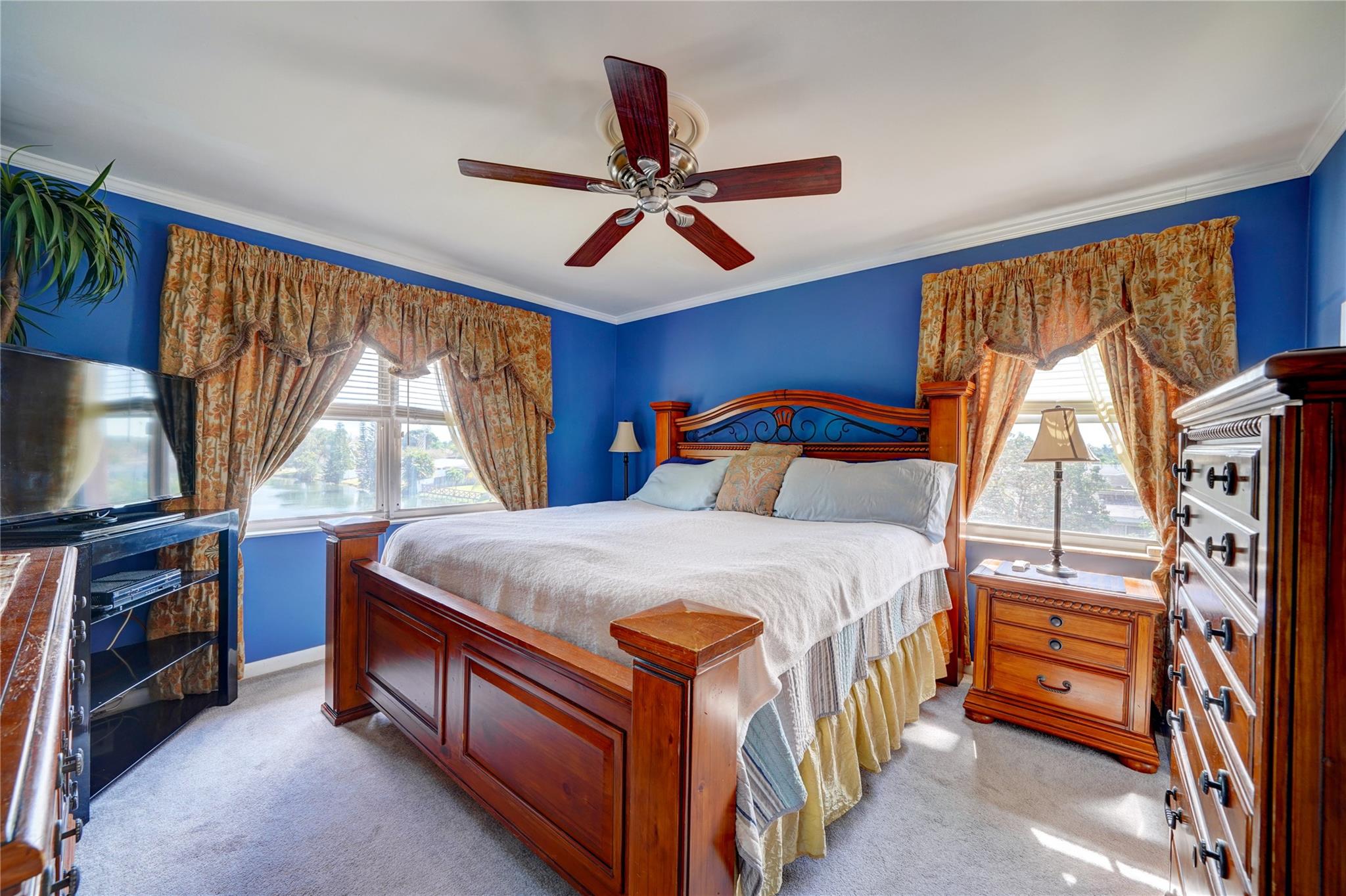 SUNRISE LAKES PHASE III - Residential