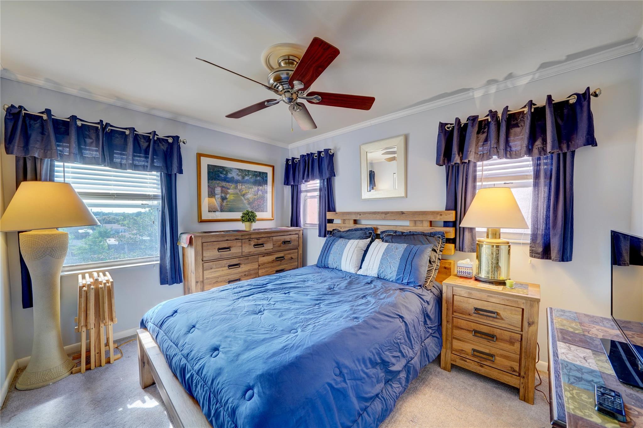 SUNRISE LAKES PHASE III - Residential