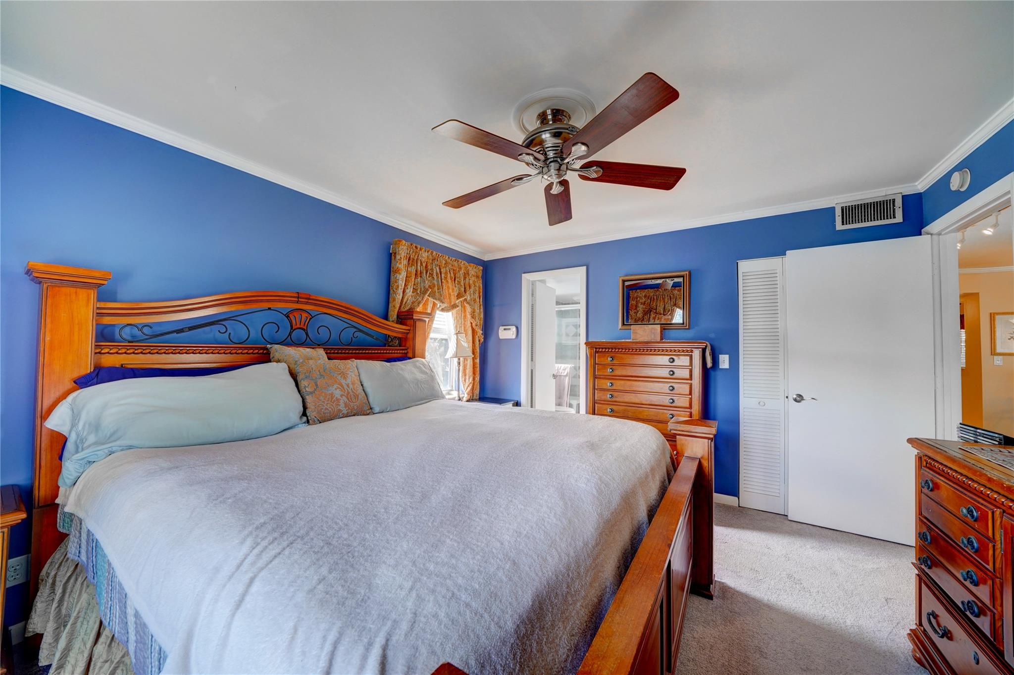 SUNRISE LAKES PHASE III - Residential