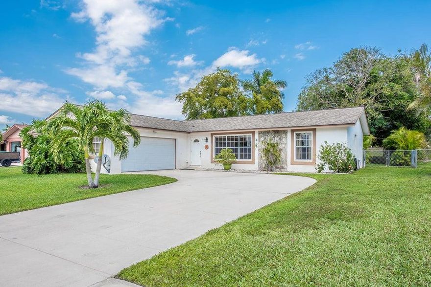 Charming 3 bedroom 2 bath home with a 2 car garage located in the desirable La Mancha neighborhood. CBS construction. Very private with no direct neighbors in the back. Peaceful screened in back porch, overlooking a shaded fenced yard. Perfect family home close to Todd A. Robiner Park which has a playground and dog park. NO HOA! Bring your boat or RV!