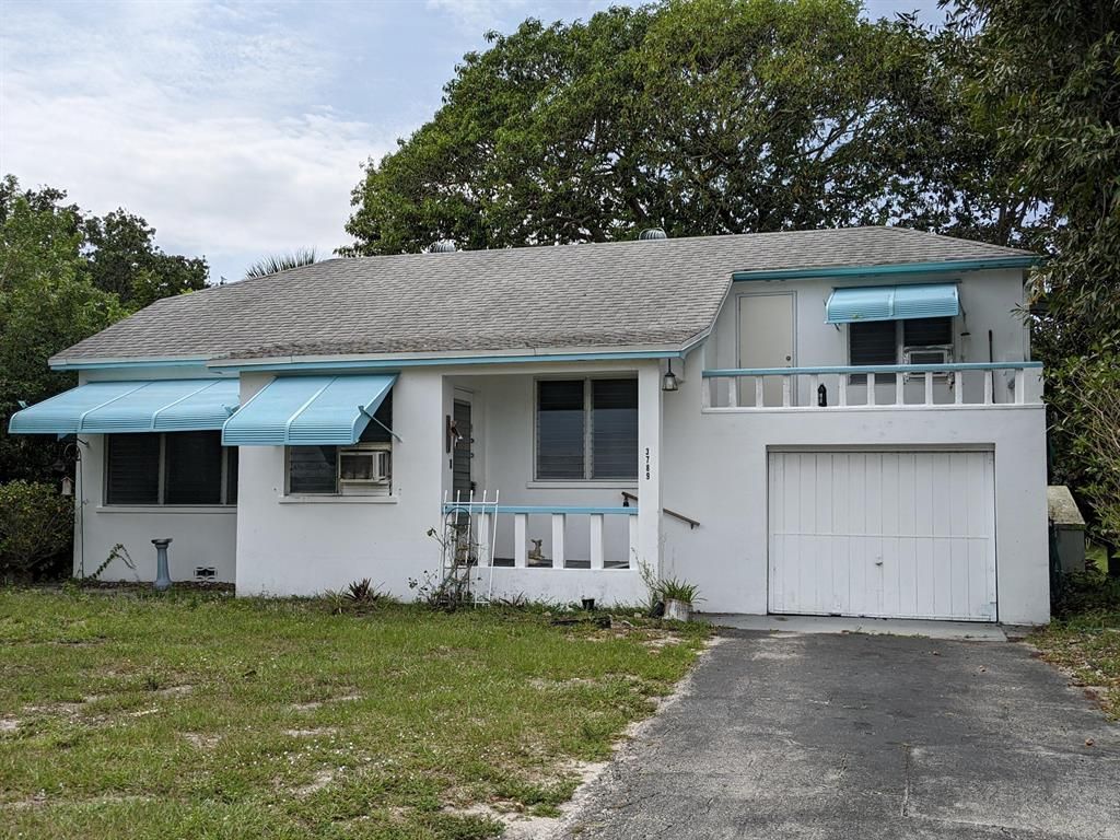 Photo of 3789 Corrigan Court, Palm Springs, FL 33461 (MLS # R10790220)