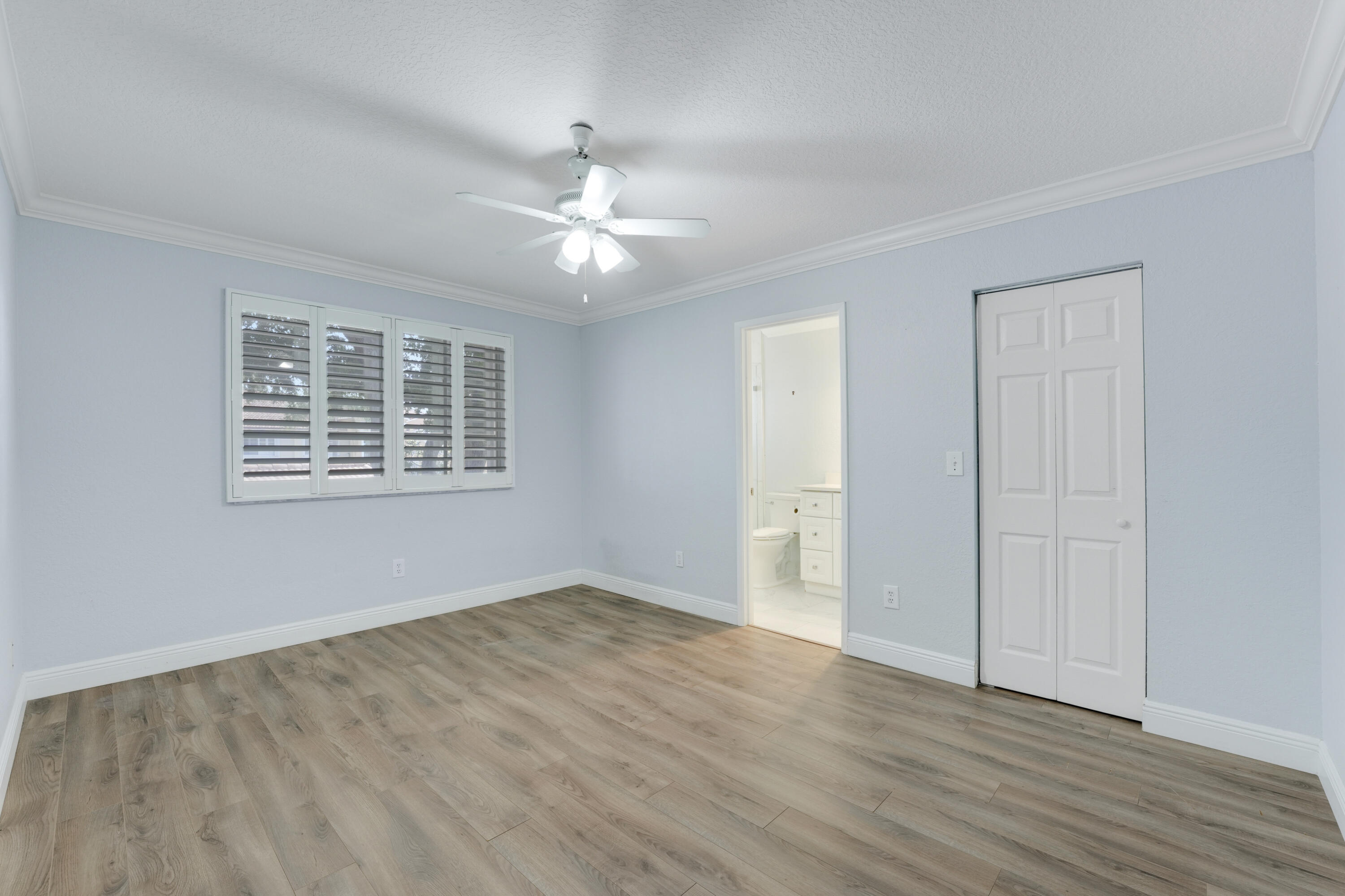 YACHT CLUB ON THE INTRACOASTAL CONDO - Residential