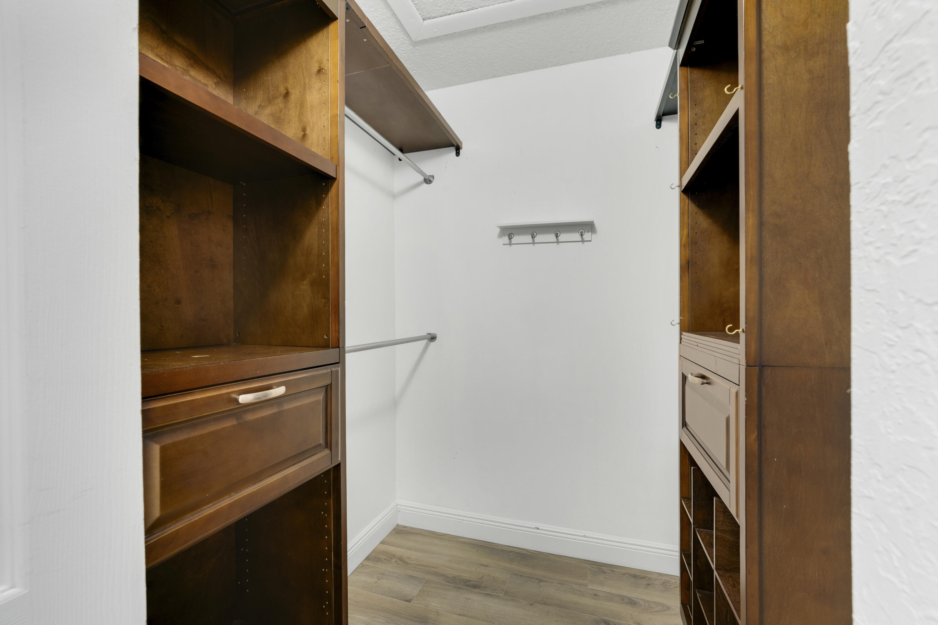 YACHT CLUB ON THE INTRACOASTAL CONDO - Residential