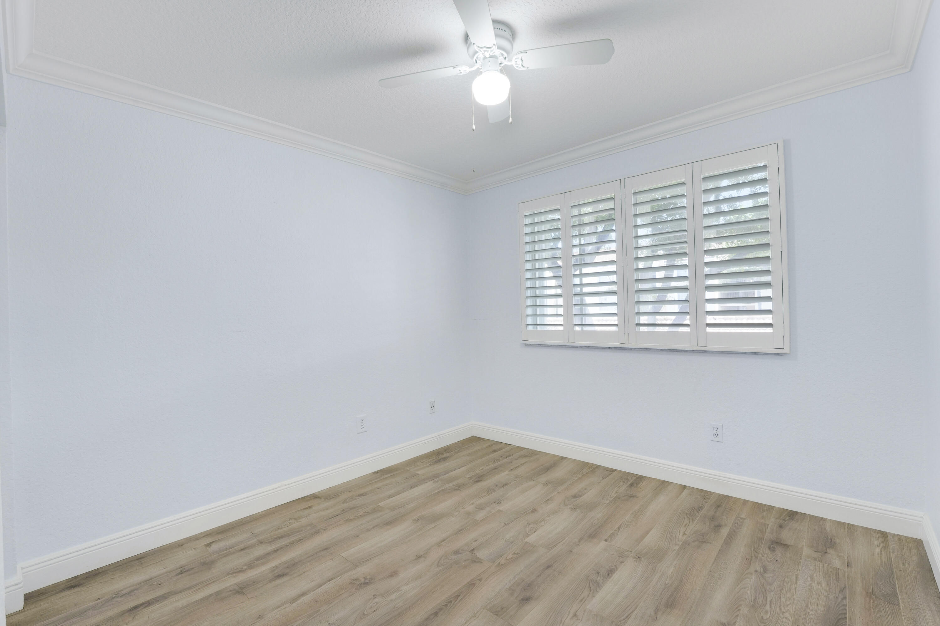 YACHT CLUB ON THE INTRACOASTAL CONDO - Residential