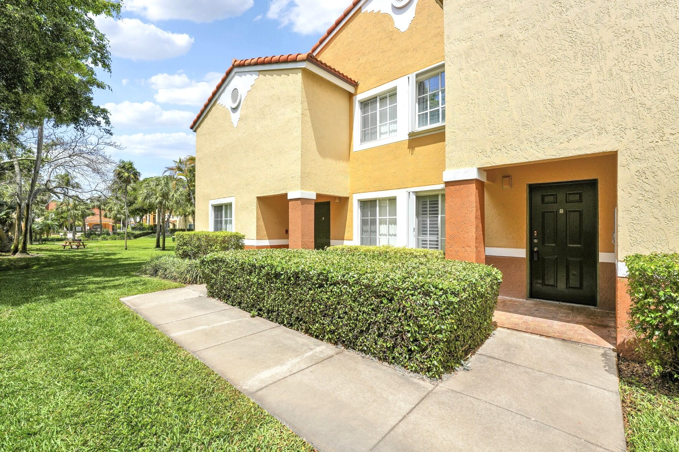 YACHT CLUB ON THE INTRACOASTAL CONDO - Residential