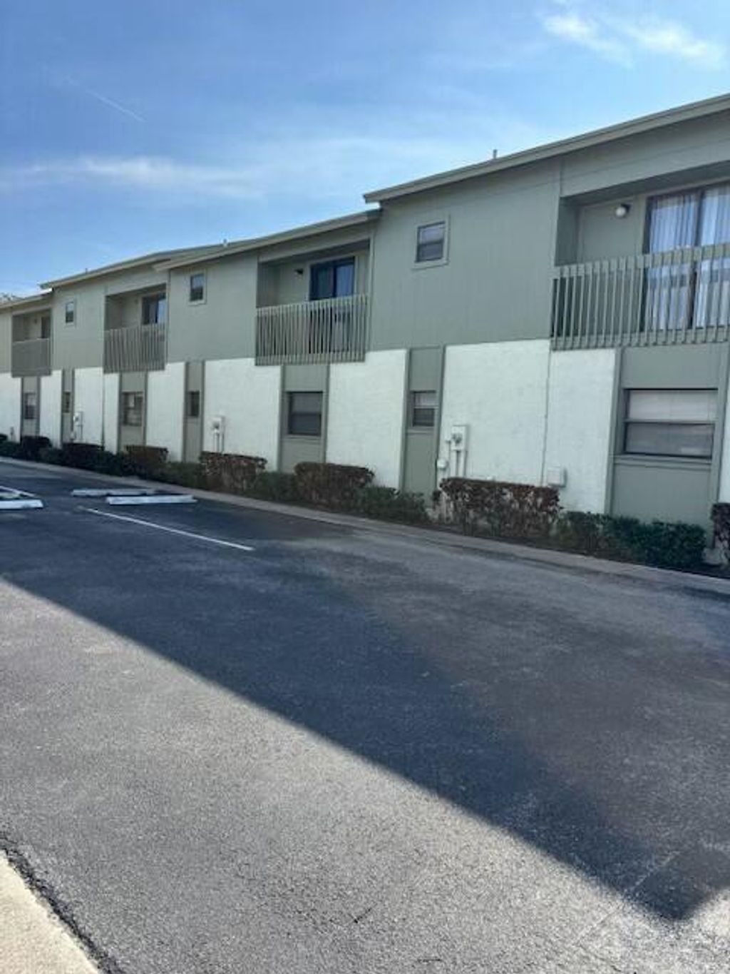 Photo of 4320 Lilac Street #2b, Palm Beach Gardens, FL 33410 (MLS # R11048894)