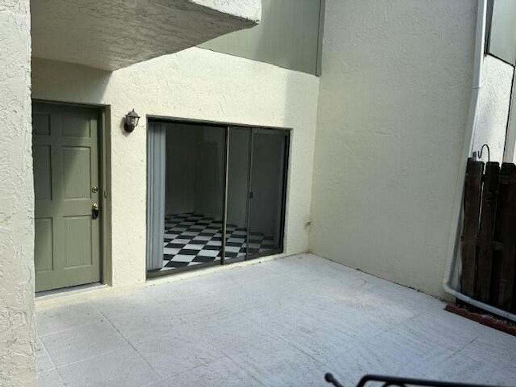 Photo of 4320 Lilac Street #2b, Palm Beach Gardens, FL 33410 (MLS # R11048894)