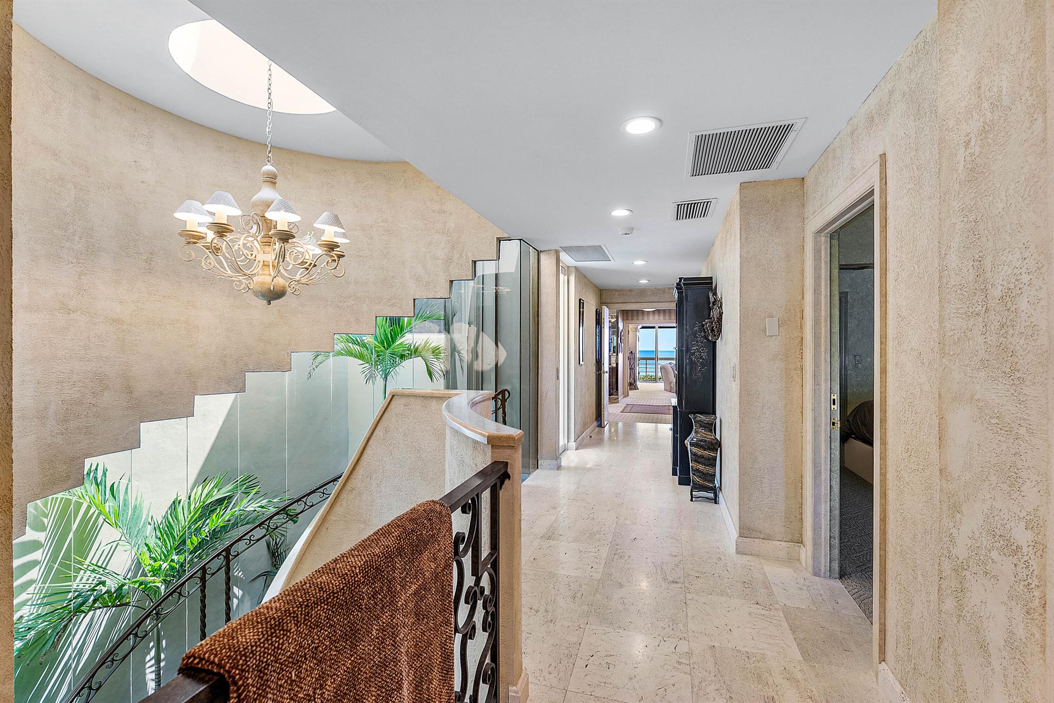 RESIDENCES AT SLOANS CURV - Residential Lease