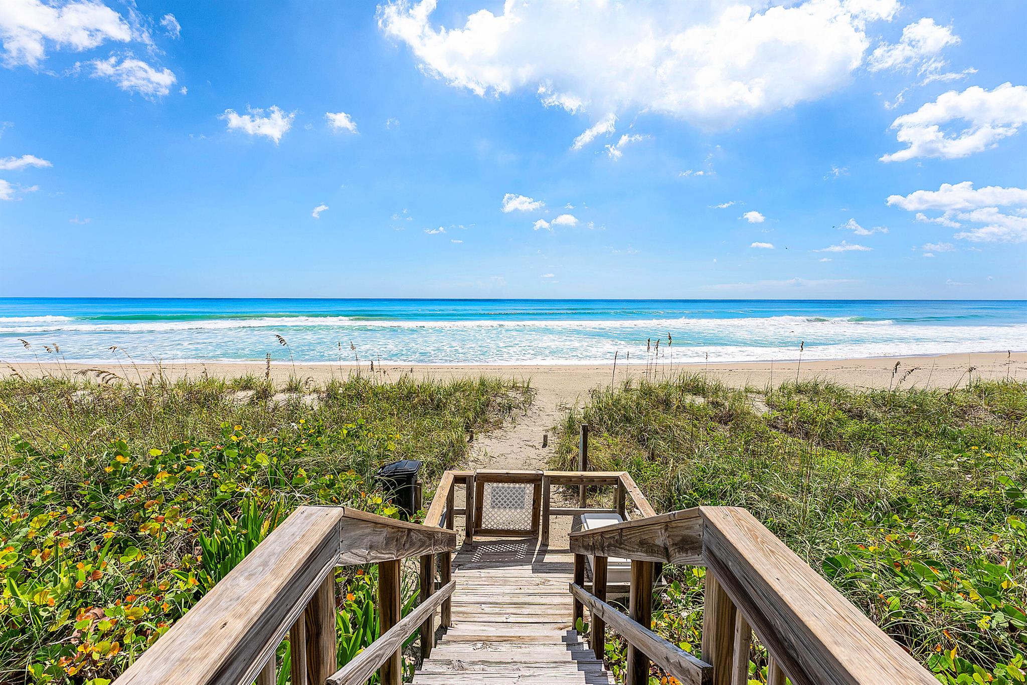 RESIDENCES AT SLOANS CURV - Residential Lease