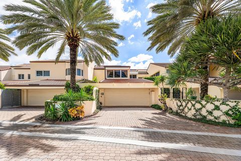 13 Sloans Curve Drive 13 Palm Beach FL 33480