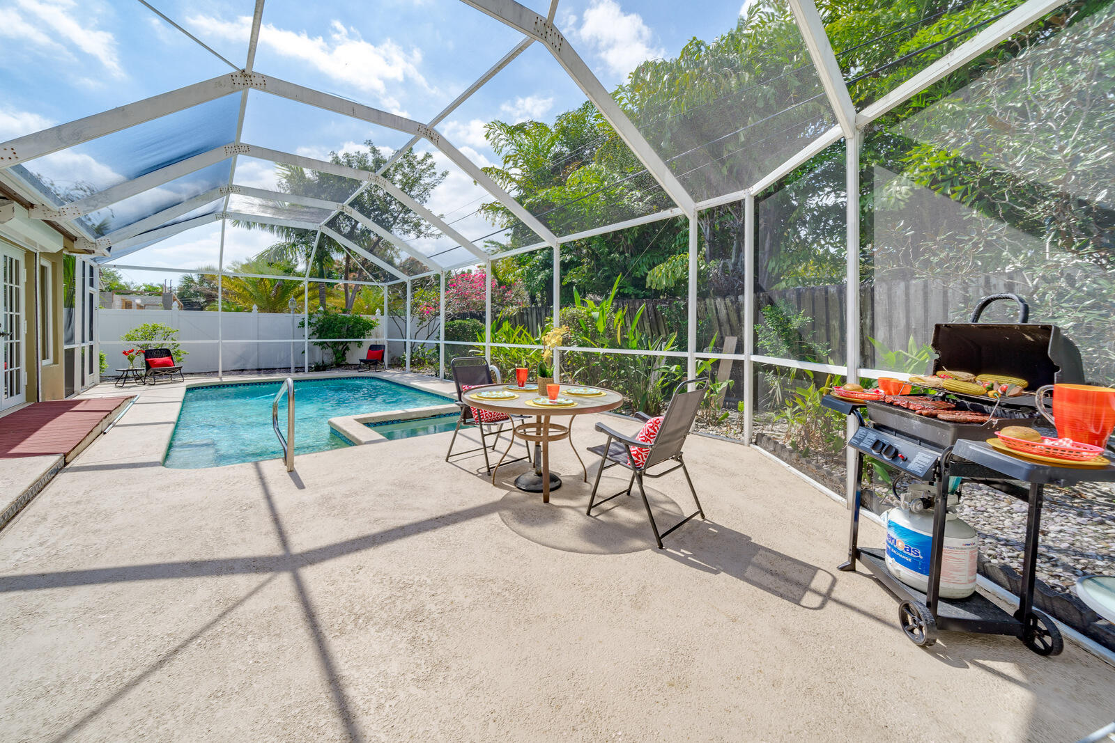 ROYAL OAK HILLS 1ST SEC - Residential