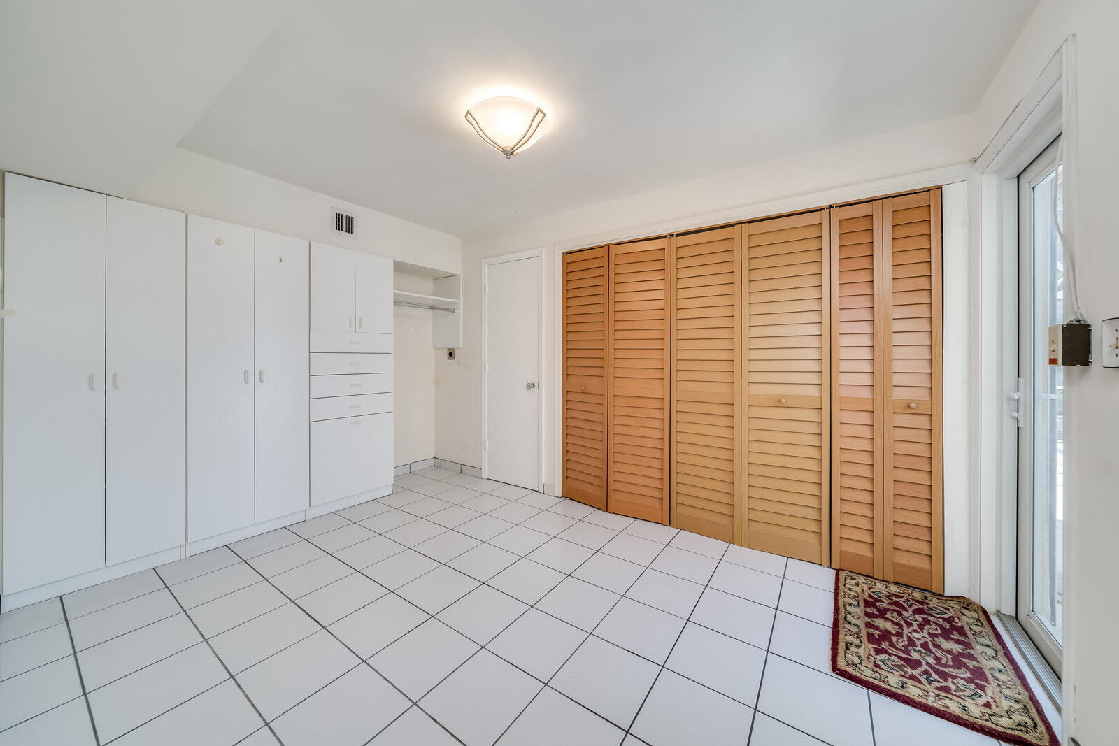 ROYAL OAK HILLS 1ST SEC - Residential