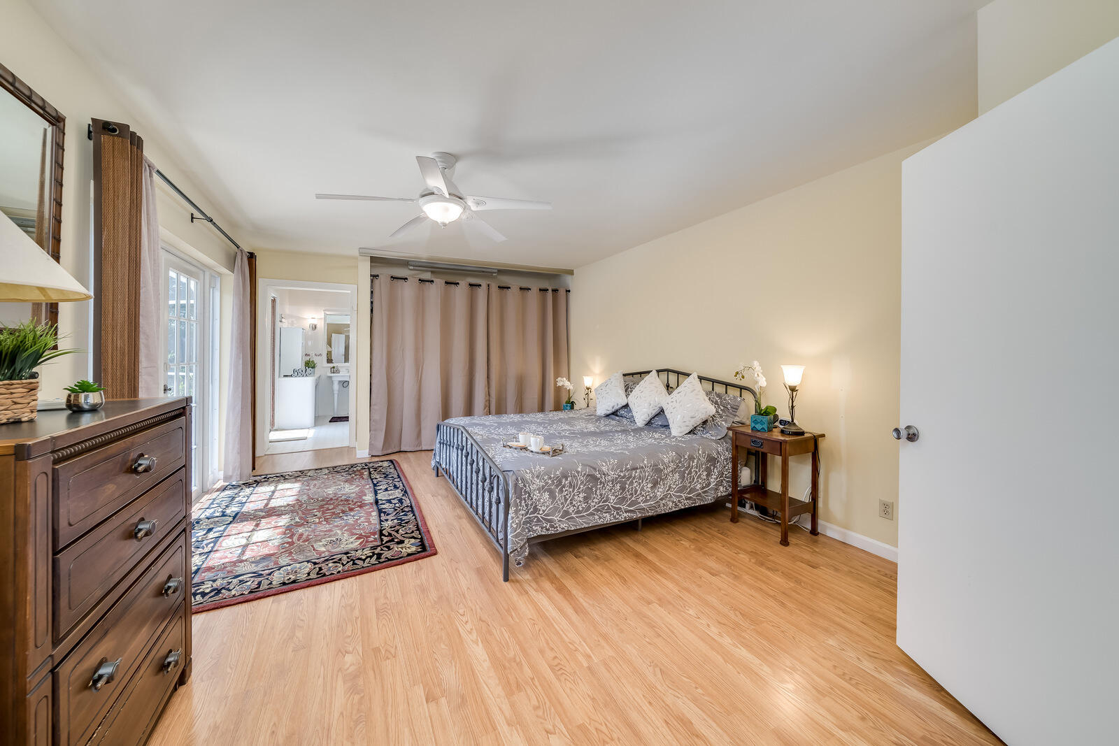 ROYAL OAK HILLS 1ST SEC - Residential