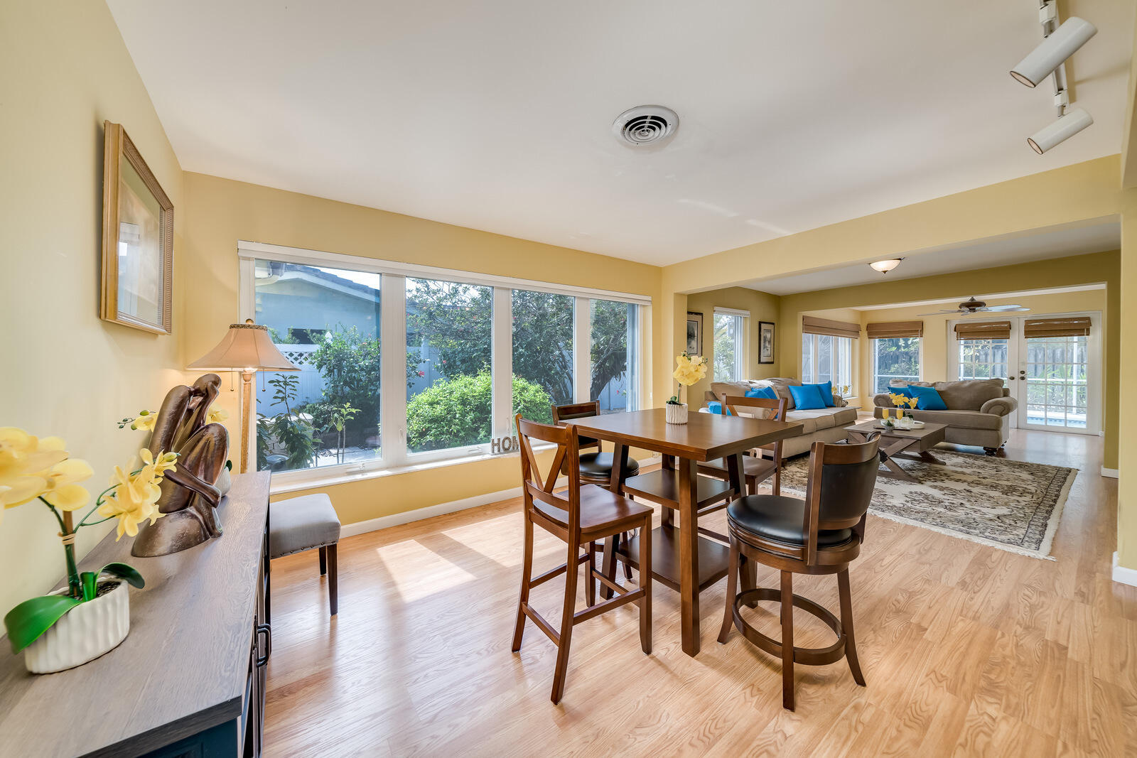 ROYAL OAK HILLS 1ST SEC - Residential