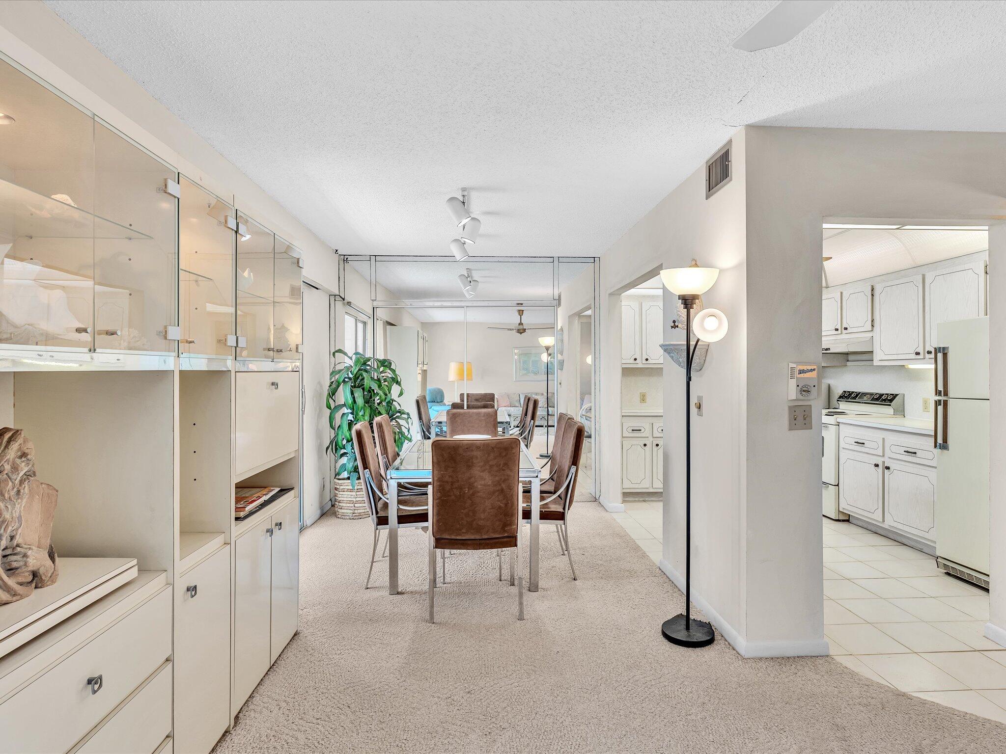 FANSHAW AT CENTURY VILLAGE CONDO - Residential