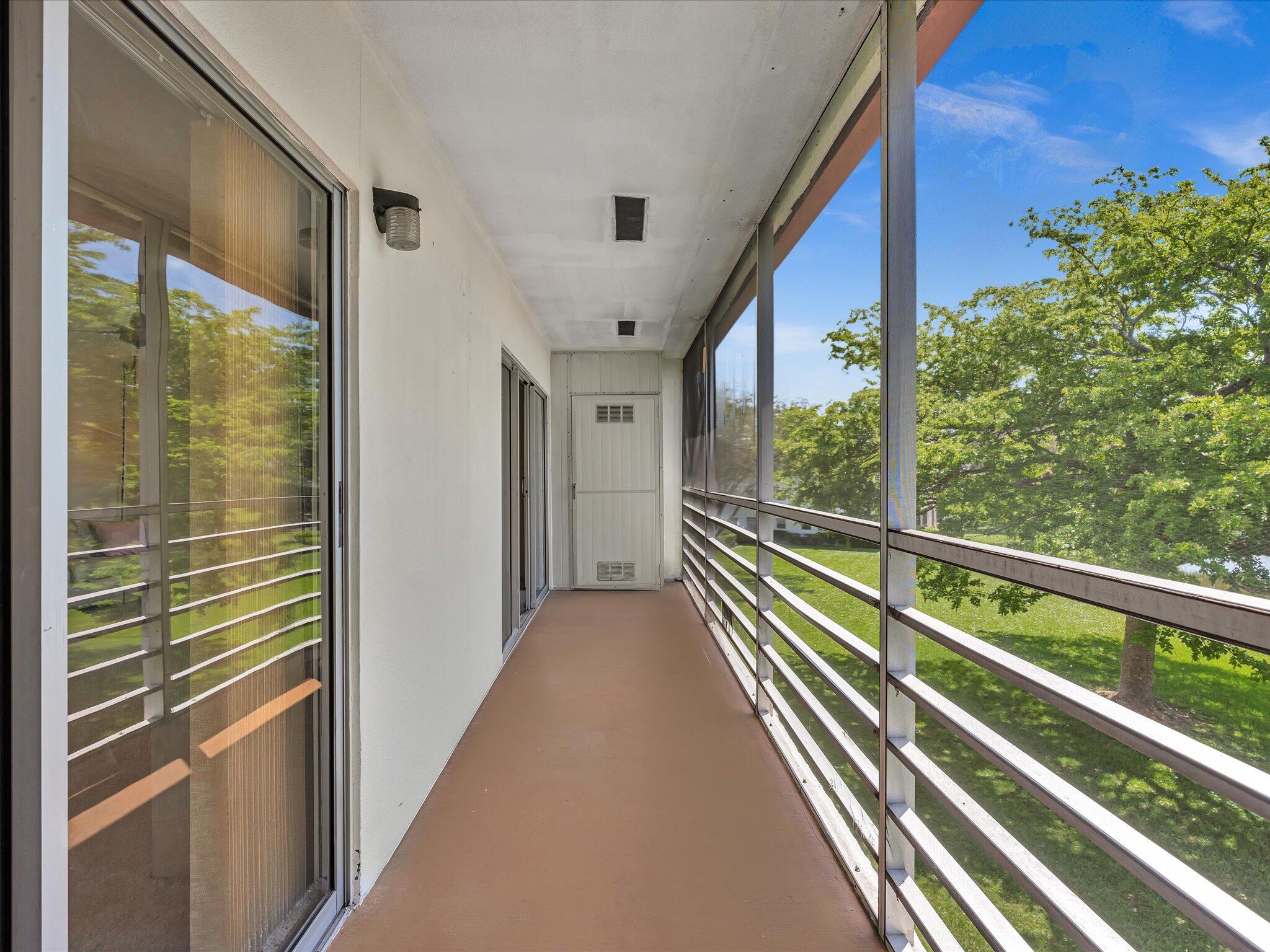 FANSHAW AT CENTURY VILLAGE CONDO - Residential