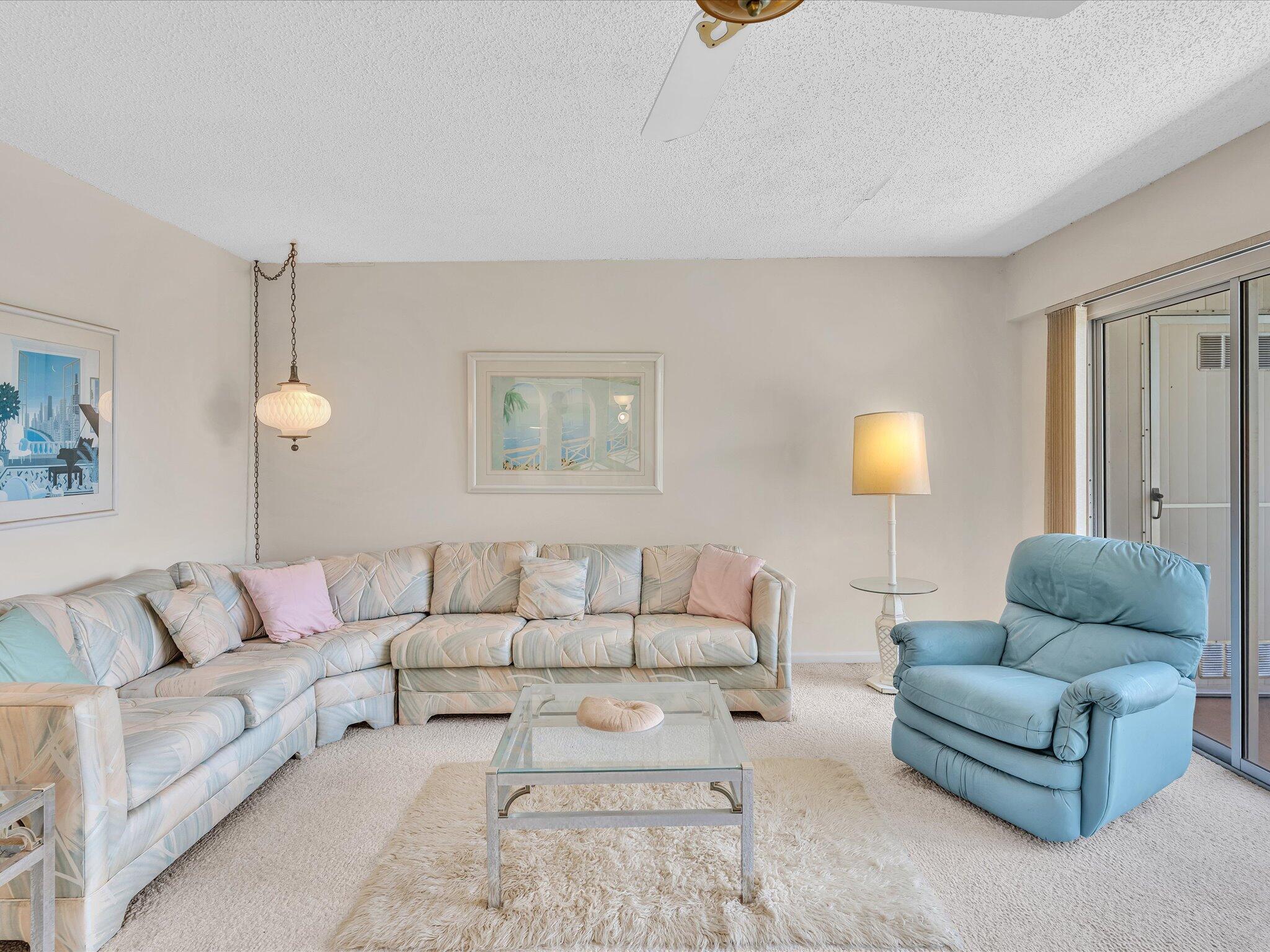 FANSHAW AT CENTURY VILLAGE CONDO - Residential