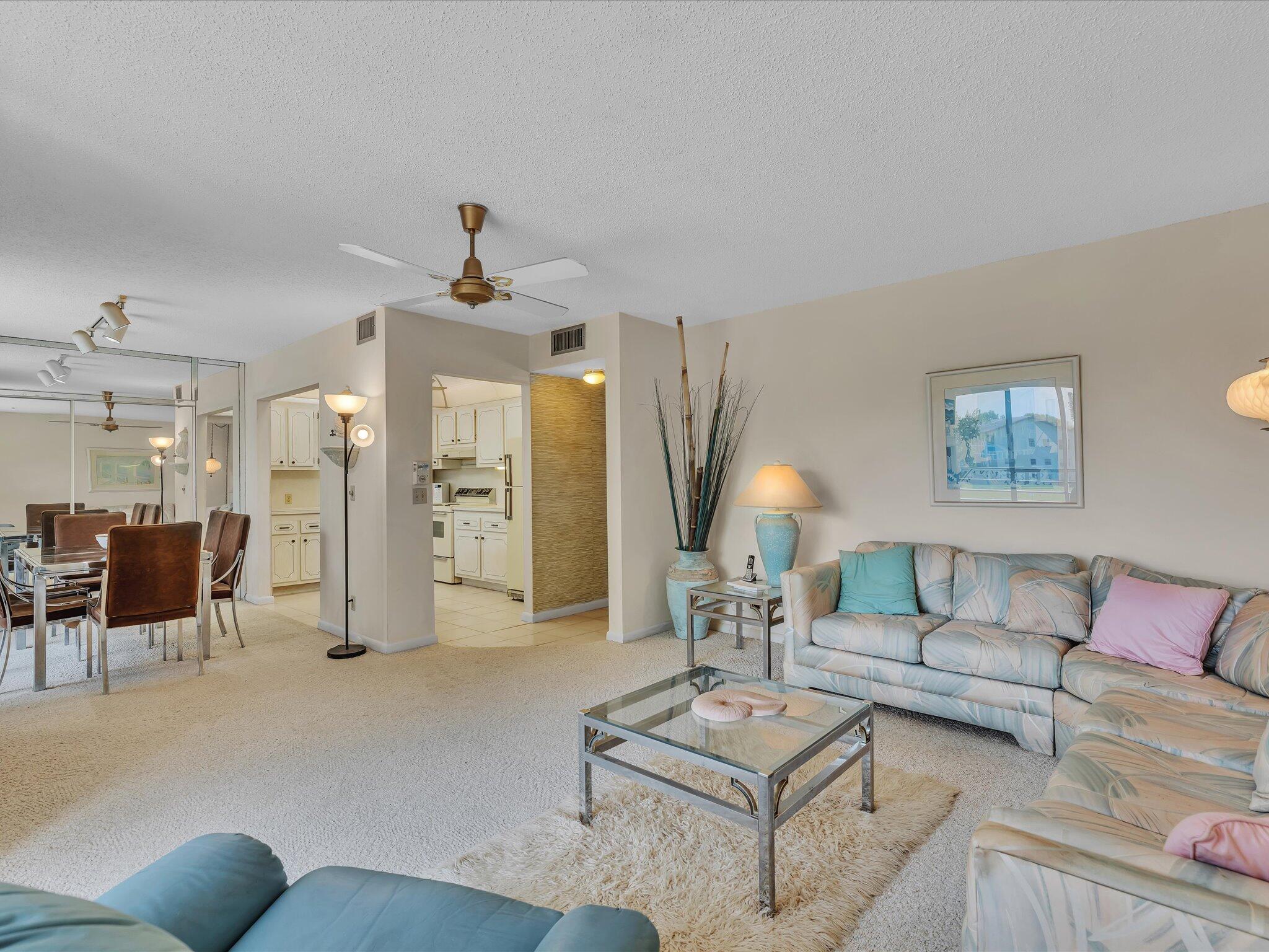 FANSHAW AT CENTURY VILLAGE CONDO - Residential