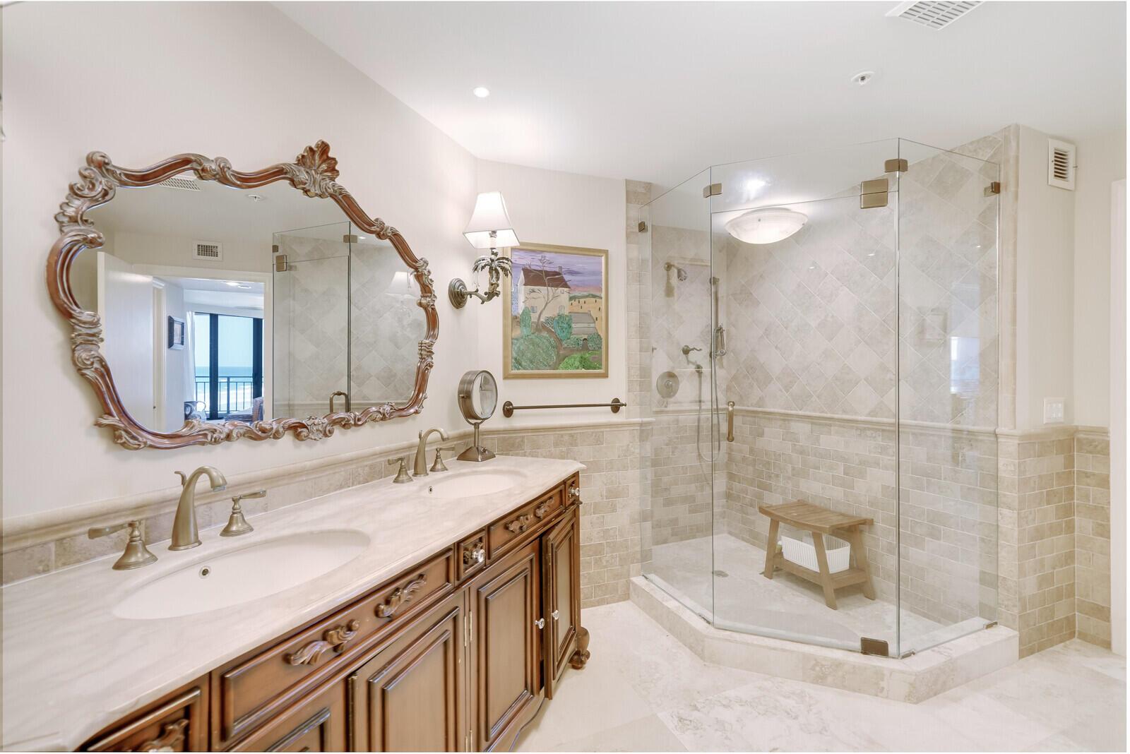 LANDFALL CONDO - Residential