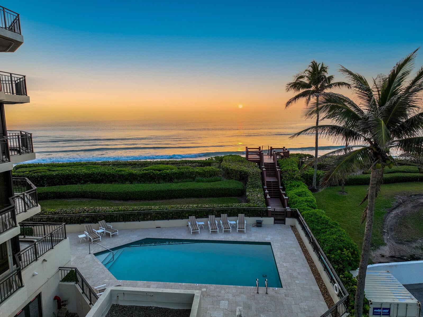LANDFALL CONDO - Residential